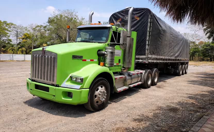 KENWORTH T800 2011