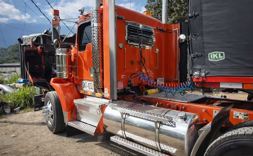 KENWORTH T800 2013