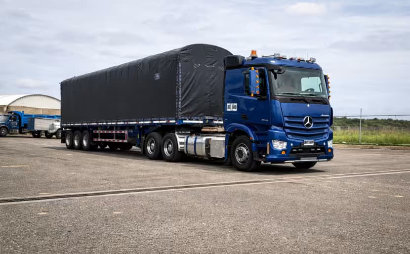MERCEDEZ BENZ 2020