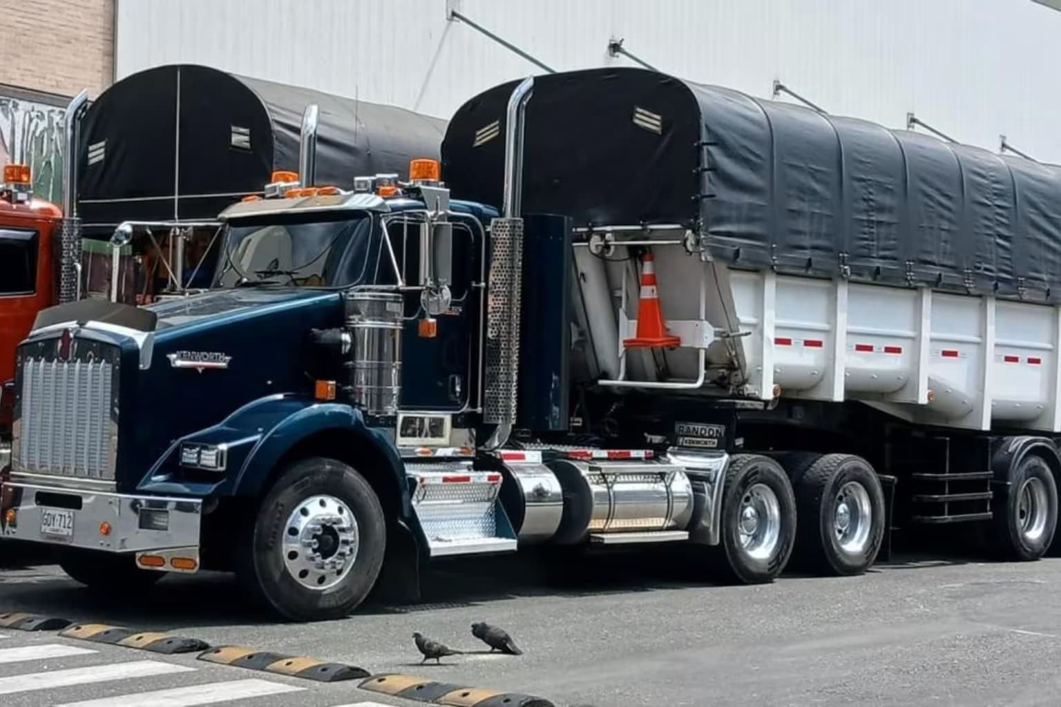 KENWORTH T800 2021