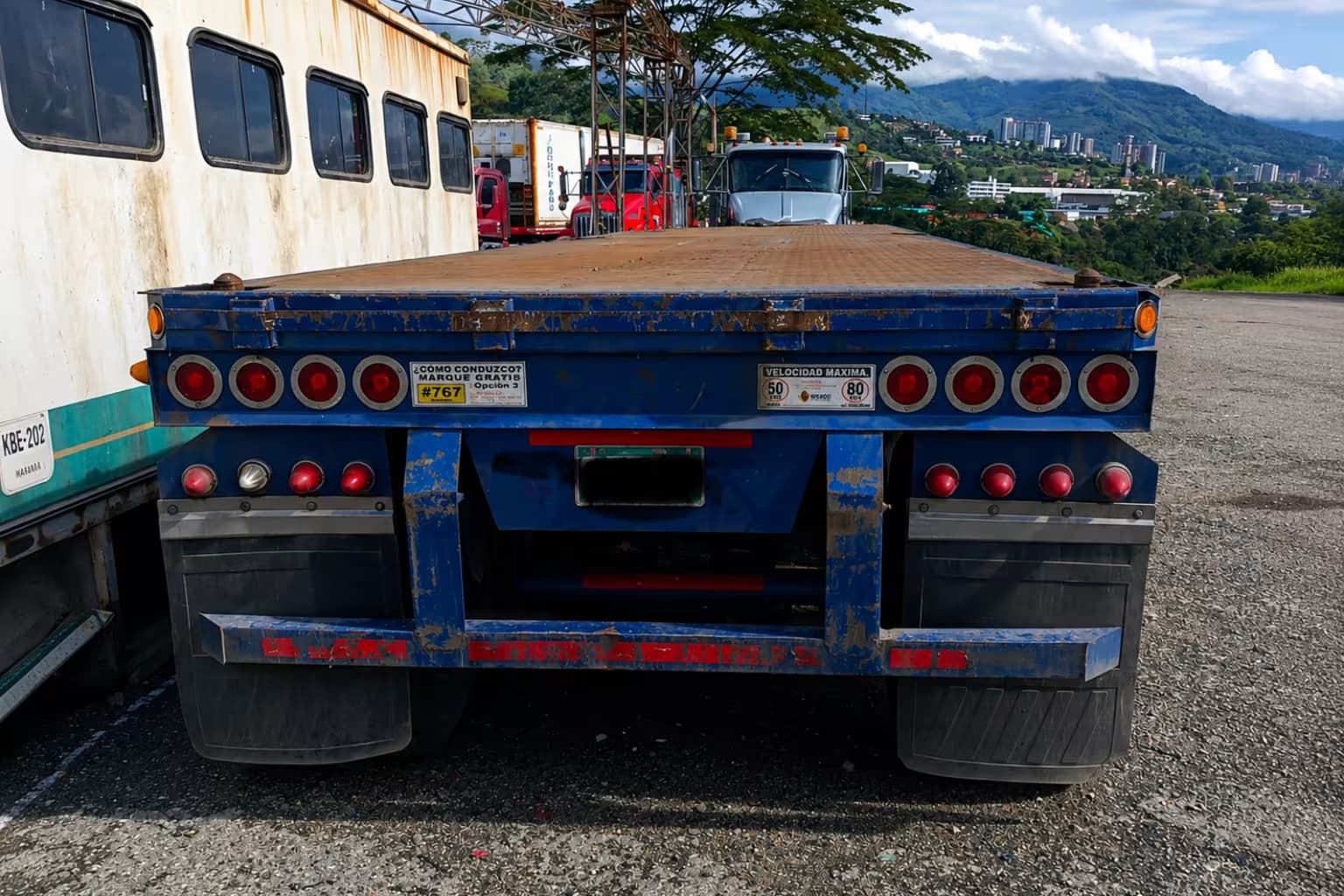 TRÁILER BULLTRAILER 2022 miniatura 2