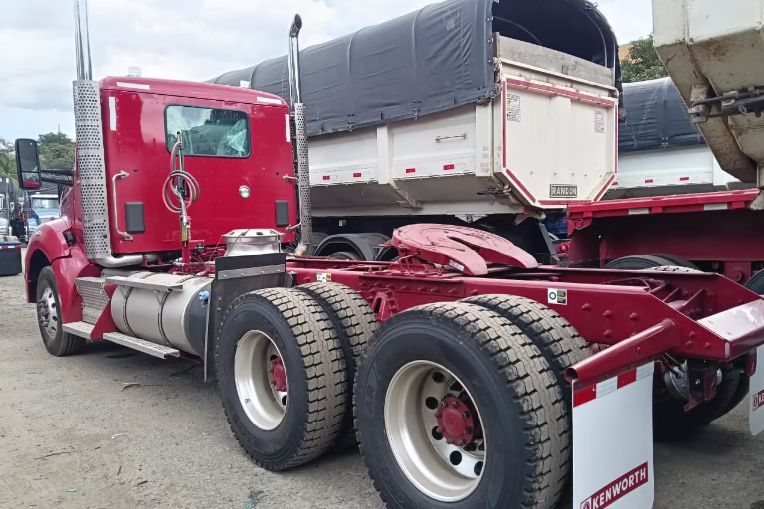KENWORTH T880  2027